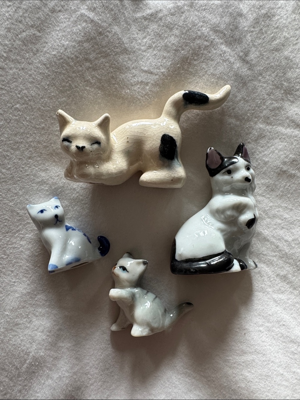 Vintage Ceramic Cat Figurine Set